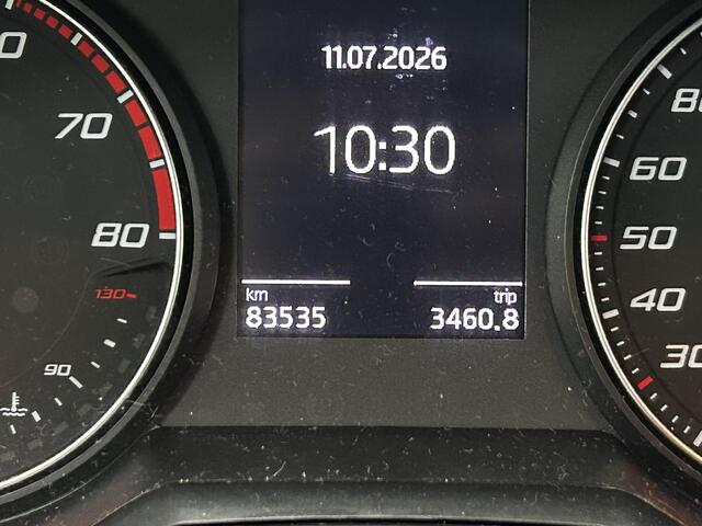Seat IBIZA 1.0 MPI Reference NAVIGATIE | TREKHAAK | PARKEERSENSOREN ACHTER | CLIMATE CONTROL