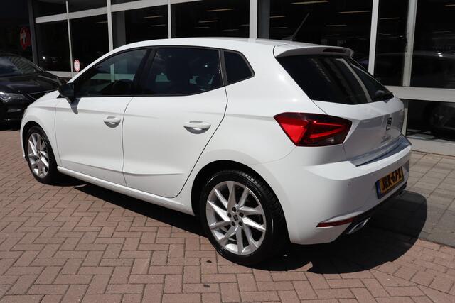 Seat IBIZA 1.0 EcoTSI FR. Navigatie. Full-led.
