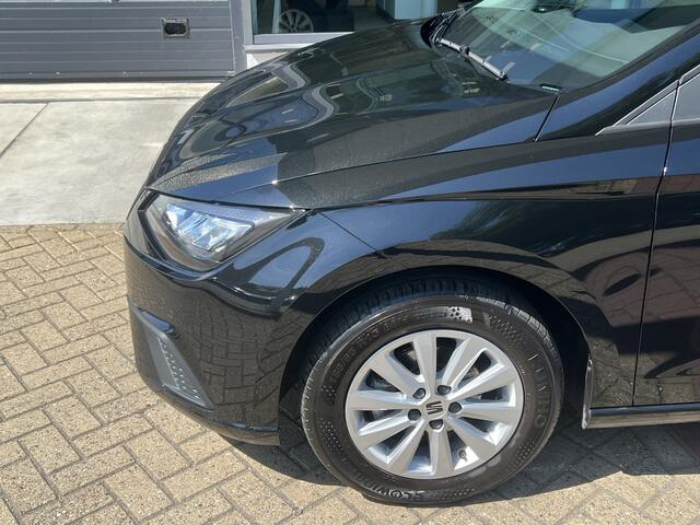 Seat IBIZA 1.0 EcoTSI 95pk Style Business Intense / Virtual cockpit / Climatcontrol / Parkeersensoren / 16'' LMV