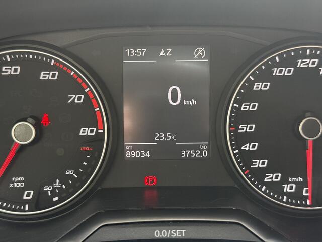 Seat IBIZA 1.0 TSI Style / Navigatie / Climate Controle / Carplay / 16" LM velgen / stoelverwarming