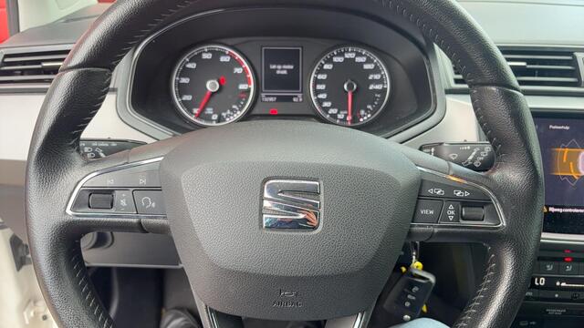 Seat IBIZA 1.0 TSI Style Business Intense CAMERA / CARPLAY / NAVI / CLIMA / PDC / BLUETOOTH / CRUISE / NL-AUTO
