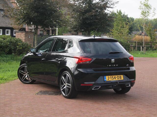 Seat IBIZA 1.0 TSI FR Business Intense | Camera | Apple Carplay | Trekhaak | Virtual Cockpit | NL-Auto |