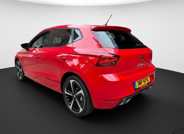 Seat IBIZA TSI 116PK DSG FR-SPORT CAMERA/CARPLAY/STOELVERWARMING
