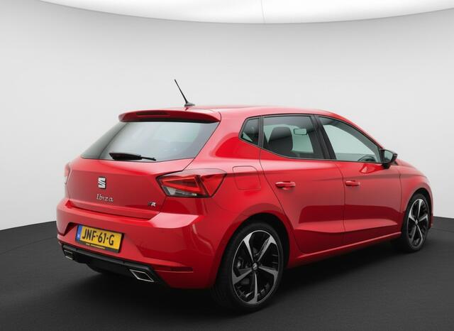 Seat IBIZA TSI 116PK DSG FR-SPORT CAMERA/CARPLAY/STOELVERWARMING