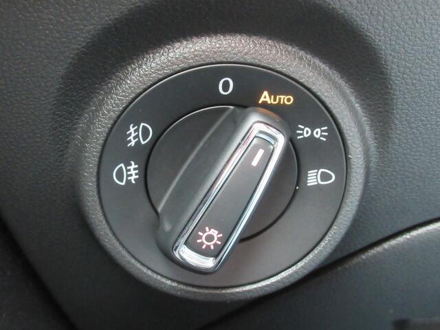 Seat LEON 1.0 EcoTSI Style Connect, Carplay + Android Auto / Climate Control / Cruise Control / Parkeersensoren achter