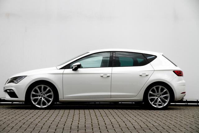 Seat LEON 1.4 EcoTSI FR Business Intense Carplay | Camera | Keyless | Verwarming