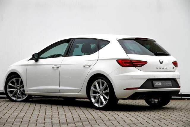 Seat LEON 1.4 EcoTSI FR Business Intense Carplay | Camera | Keyless | Verwarming