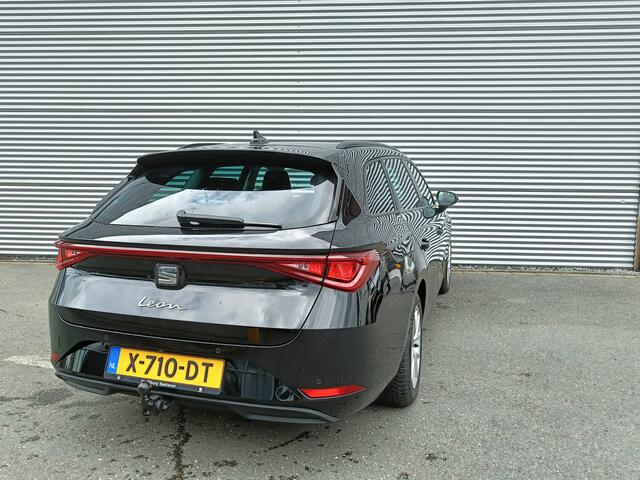 Seat LEON Sportstourer 1.0 eTSI 111pk Style Business Intense , Trekhaakvoorbereiding, Mistlampen halogeen, Virtual cockpit, *OCCASION VOORDEEL*