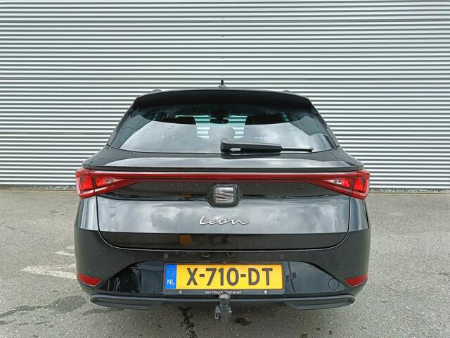 Seat LEON Sportstourer 1.0 eTSI 111pk Style Business Intense , Trekhaakvoorbereiding, Mistlampen halogeen, Virtual cockpit, *OCCASION VOORDEEL*