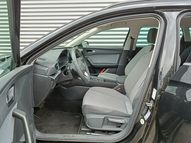 Seat LEON Sportstourer 1.0 eTSI 111pk Style Business Intense , Trekhaakvoorbereiding, Mistlampen halogeen, Virtual cockpit, *OCCASION VOORDEEL*