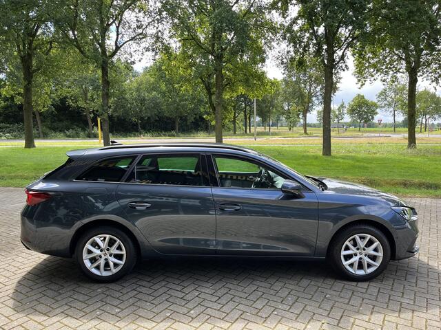 Seat LEON Sportstourer 1.0 eTSI Style | HYBRIDE | CARPLAY | PARK-ASSIST | CAMERA | LED