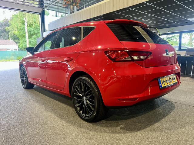 Seat LEON ST 1.2 TSI Style Black edition | Airco | Cruise control