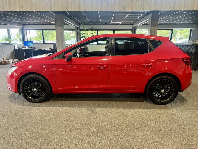 Seat LEON ST 1.2 TSI Style Black edition | Airco | Cruise control