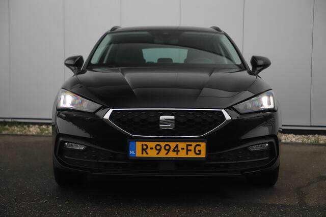 Seat LEON Sportstourer 1.0 TSI Style Business Intense 110PK Trekhaak Virtual Cockpit LED Navigatie Clima Adaptive Cruise Camera Carplay Android
