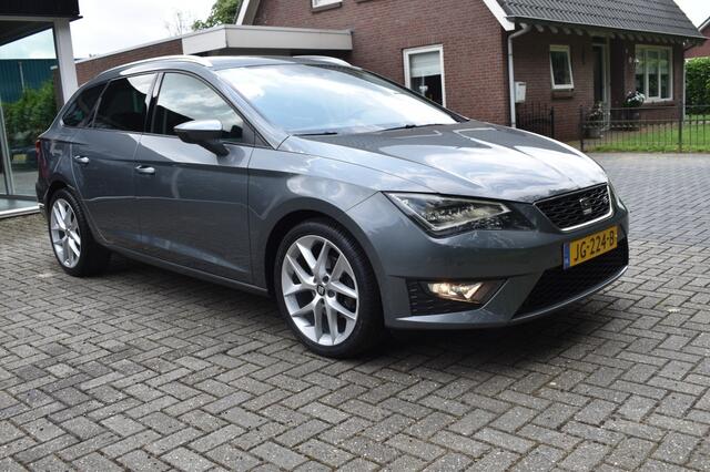 Seat LEON 1.4 EcoTSI FR Connect CLIMA PDC ANDROID/APPLE CARPLAY TREKHAAK