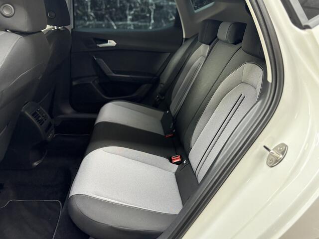 Seat LEON 1.5 eTSI Style Business Intense