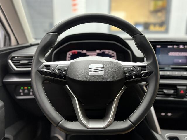 Seat LEON 1.5 eTSI Style Business Intense
