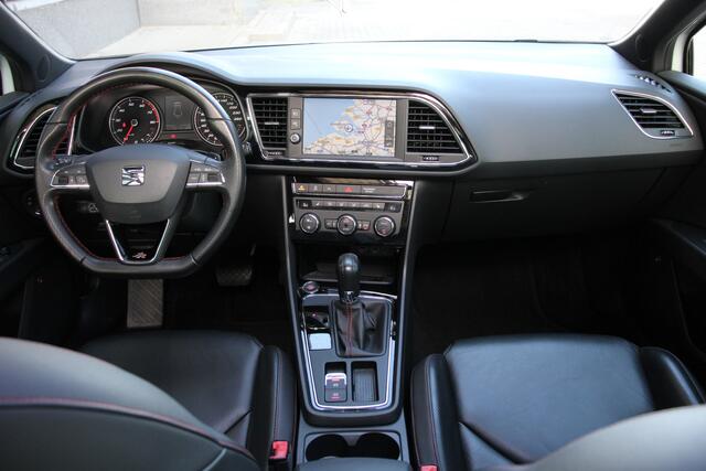 Seat LEON ST 1.5 TSI FR Business Intense | Pano. | Matrix | Leder | Beats | Leder | ACC