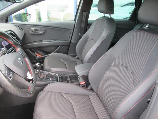 Seat LEON ST 1.5 TSI FR Ultimate Edition, Trekhaak / BEATS / Carplay + Android Auto / Full LED / Virtual Cockpit / Camera
