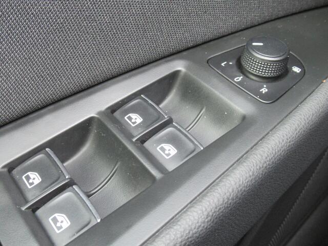 Seat LEON ST 1.5 TSI FR Ultimate Edition, Trekhaak / BEATS / Carplay + Android Auto / Full LED / Virtual Cockpit / Camera
