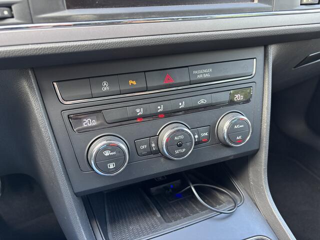 Seat LEON 1.0 EcoTSI Style Business Intense / AIRCO / NAVI / CRUISE