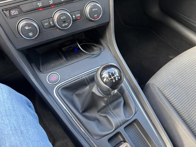 Seat LEON 1.0 EcoTSI Style Business Intense / AIRCO / NAVI / CRUISE