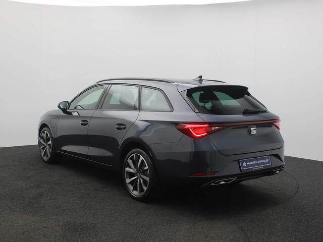 Seat LEON Sportstourer FR Business Intense 1.4 TSI e-Hybrid 204pk DSG Automaat Trekhaak, Adaptive cruise control, Elektrische achterklep, Navigatie, Parkeer assistent, Stoelverwarming, LED verlichting, Achteruitrijcamera, Parkeersensoren
