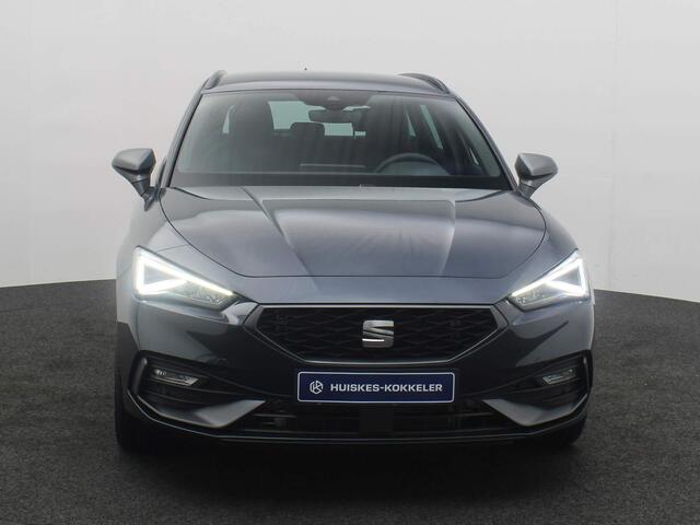 Seat LEON Sportstourer FR Business Intense 1.4 TSI e-Hybrid 204pk DSG Automaat Trekhaak, Adaptive cruise control, Elektrische achterklep, Navigatie, Parkeer assistent, Stoelverwarming, LED verlichting, Achteruitrijcamera, Parkeersensoren
