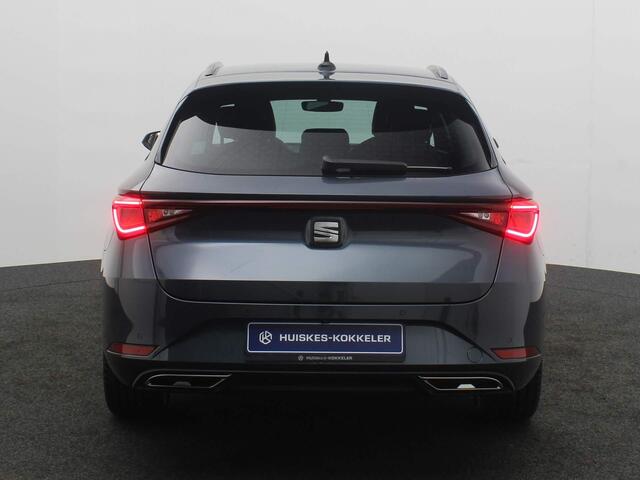 Seat LEON Sportstourer FR Business Intense 1.4 TSI e-Hybrid 204pk DSG Automaat Trekhaak, Adaptive cruise control, Elektrische achterklep, Navigatie, Parkeer assistent, Stoelverwarming, LED verlichting, Achteruitrijcamera, Parkeersensoren