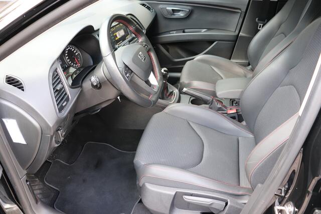 Seat LEON ST 1.4 EcoTSI FR Connect. Trekhaak, Full-led, navigatie
