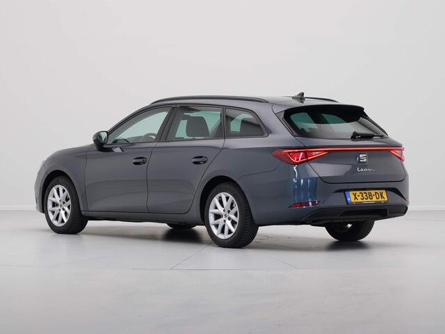 Seat LEON Sportstourer 1.0 eTSI 111pk Style Business Intense , Getinte ruiten achter, Trekhaakvoorbereiding, Virtual cockpit,