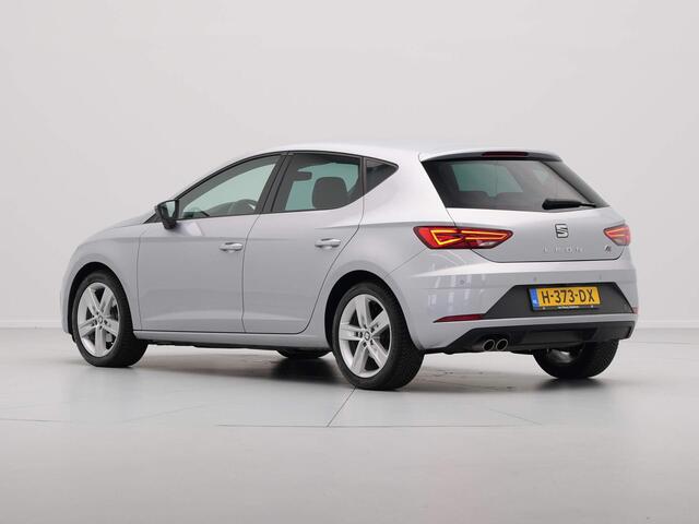 Seat LEON 1.5 TSI 150pk FR Business Intense Navigatie Camera Led Dab+