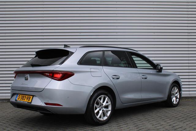 Seat LEON Sportstourer 1.5 eTSI DSG 150pk Style Business Intense | 16" LM | Stuurverwarming | Navi | Cruise | Parkeerassistent |
