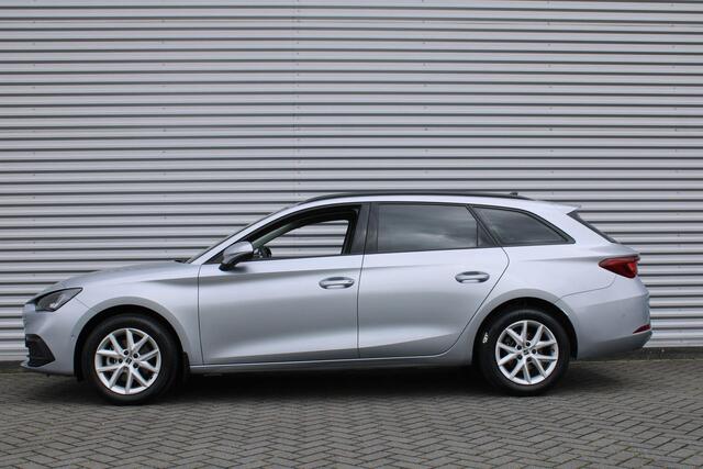 Seat LEON Sportstourer 1.5 eTSI DSG 150pk Style Business Intense | 16" LM | Stuurverwarming | Navi | Cruise | Parkeerassistent |