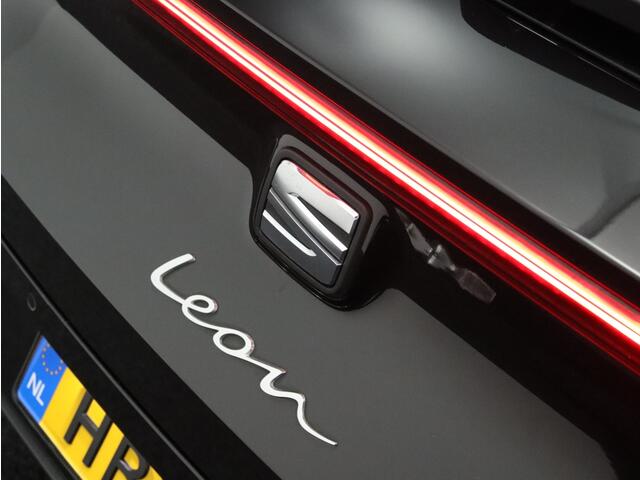 Seat LEON 1.0 eTSI Style Business Intense DSG 110PK |