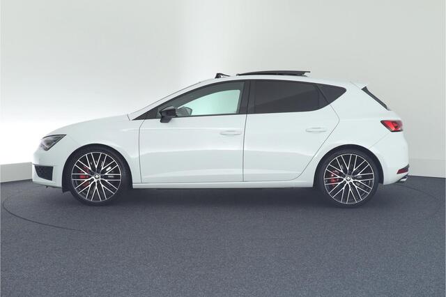 Seat LEON 2.0 TSI 290pk DSG Cupra 290 Camera Led ACC Panoramadak Stoelverwarming Navigatie