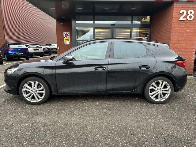 Seat LEON 1.4 TSI eHybrid PHEV FR // FULL LED // NAVI // CAMERA // ADAPTIV CRUISE // APPLE CARPLAY / ANDROID AUTO!!