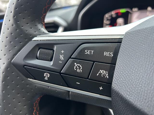 Seat LEON 1.4 TSI eHybrid PHEV FR // FULL LED // NAVI // CAMERA // ADAPTIV CRUISE // APPLE CARPLAY / ANDROID AUTO!!
