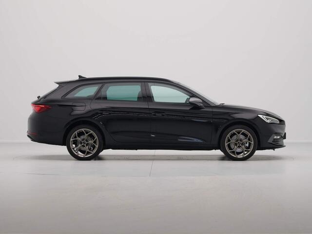 Seat LEON Sportstourer 1.5 TSI e-Hybrid FR PHEV First Edition Navigatie Carplay Sideassist Pdc Camera