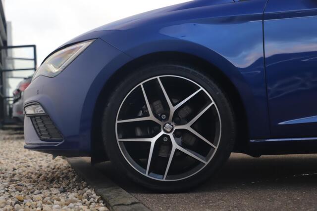 Seat LEON ST 1.5 TSI FR Business Intense 150PK Virtual 18 inch LMV Keyless Full LED Navigatie Clima Cruise Parkeersensor Lane Assist Sfeerverlichting
