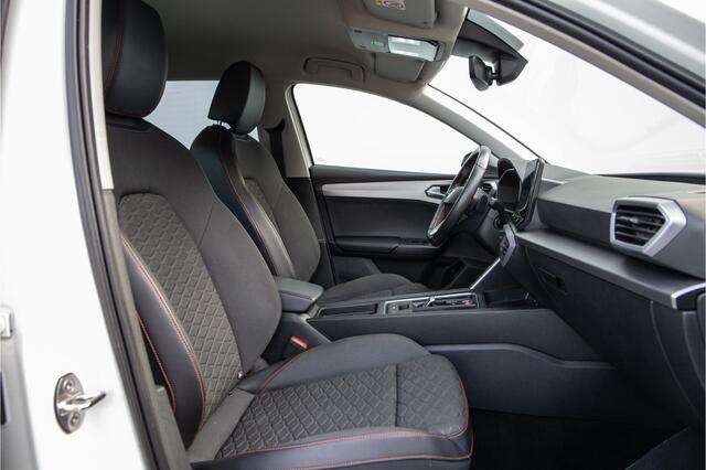Seat LEON Sportstourer 1.4 TSI eHybrid PHEV FR Navi, Trekhaak, Stoelverwarming, Plug-in Hybrid