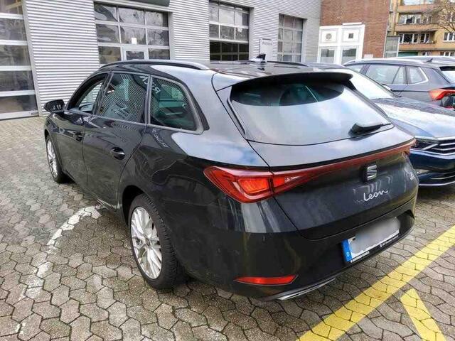 Seat LEON Sportstourer FR 1.4 eHybrid Panodak | Keyless | Camera | Memory | Half Leer | Adaptive cruise |