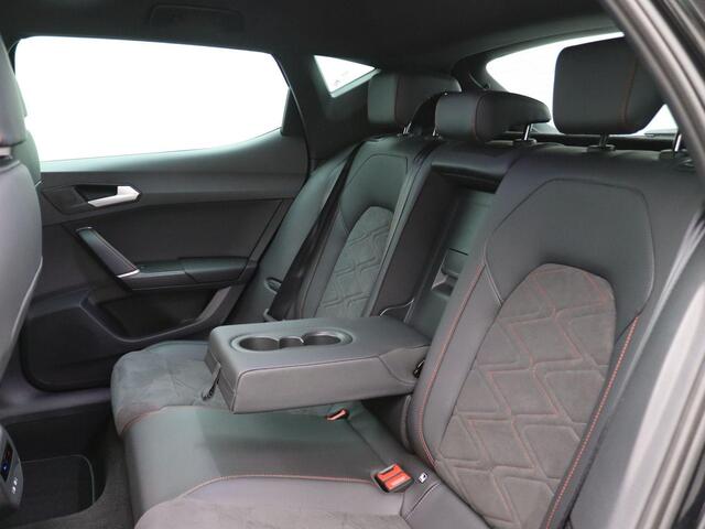 Seat LEON 1.4 TSI eHybrid PHEV FR Business Intense 204PK DSG Led koplamp, achteruitrijcamera, stuurverwarming, keyless, schuif-kanteldak, adaptive cruise, sideassist, 18" lichtmetaal