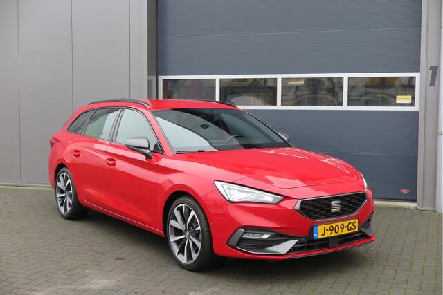 Seat LEON Sportstourer 1.5 eTSI FR 150pk/ 110kW mild hybride DSG Launch Edition Led , Navi, Adaptive cruise, Virtual cockpit , Sportstoelen, LMV. DAB+ , Inparkeerhulp etc.