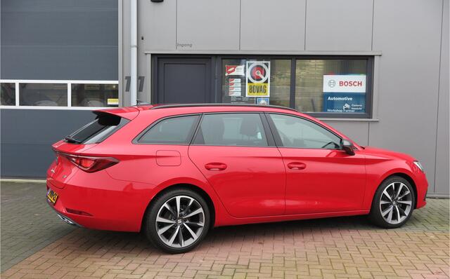 Seat LEON Sportstourer 1.5 eTSI FR 150pk/ 110kW mild hybride DSG Launch Edition Led , Navi, Adaptive cruise, Virtual cockpit , Sportstoelen, LMV. DAB+ , Inparkeerhulp etc.