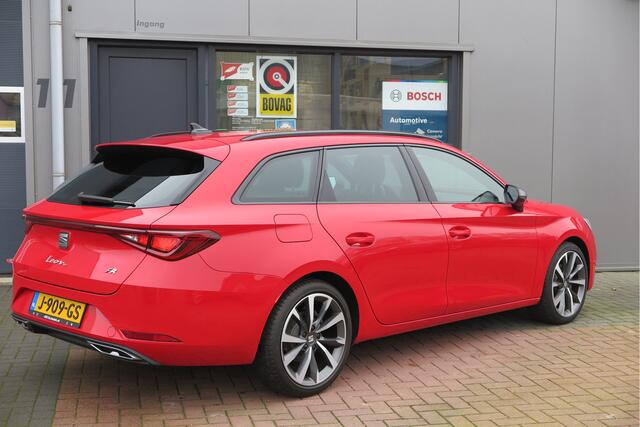 Seat LEON Sportstourer 1.5 eTSI FR 150pk/ 110kW mild hybride DSG Launch Edition Led , Navi, Adaptive cruise, Virtual cockpit , Sportstoelen, LMV. DAB+ , Inparkeerhulp etc.
