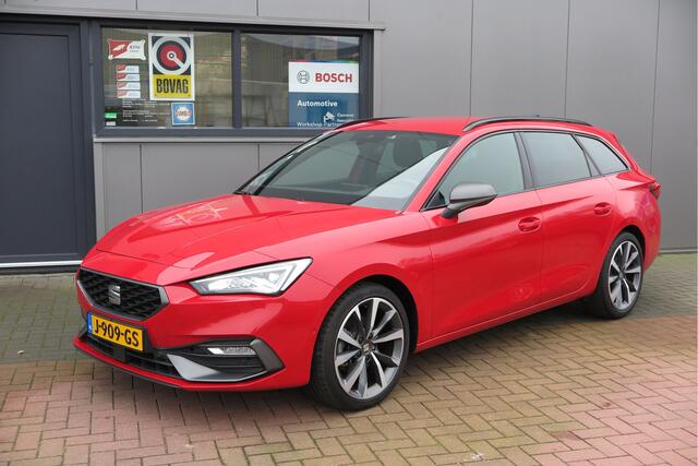 Seat LEON Sportstourer 1.5 eTSI FR 150pk/ 110kW mild hybride DSG Launch Edition Led , Navi, Adaptive cruise, Virtual cockpit , Sportstoelen, LMV. DAB+ , Inparkeerhulp etc.