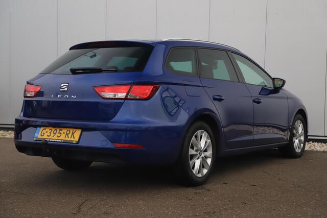 Seat LEON ST 1.0 TSI Style Ultimate Edition Trekhaak Keyless Navigatie Achteruitrijcamera Clima Cruise Carplay Android Getint Glas