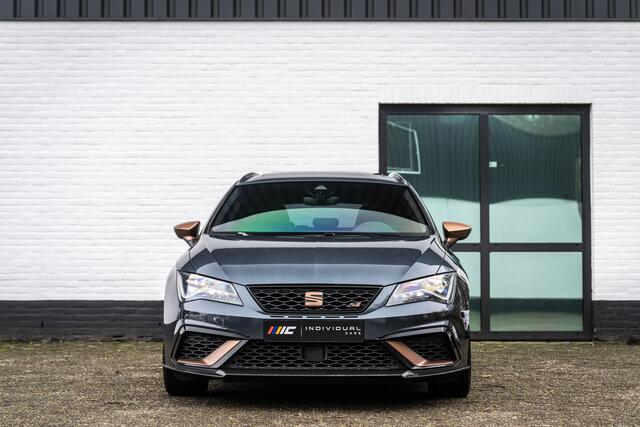 Seat LEON ST 2.0 TSI CUPRA R 4DRIVE ACC DCC Carbon Beats Pano
