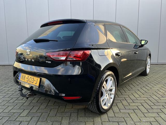 Seat LEON 1.2 TSI Style Business Trekhaak LED